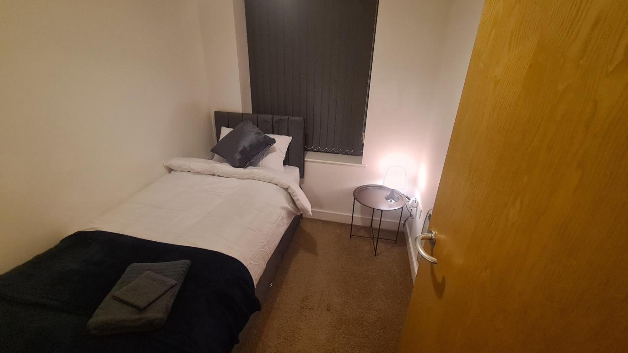 Homestay By Bic Melbourne 14 - Leeds Morley  Εξωτερικό φωτογραφία