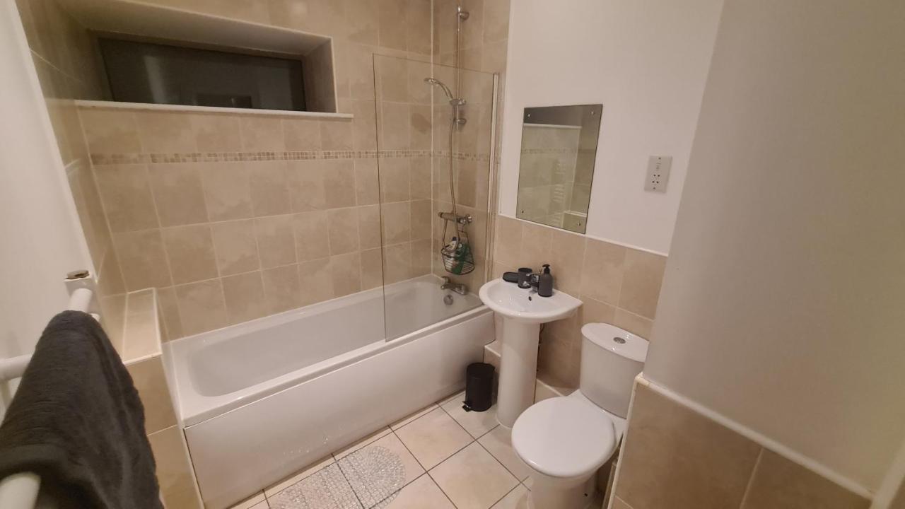 Homestay By Bic Melbourne 14 - Leeds Morley  Εξωτερικό φωτογραφία